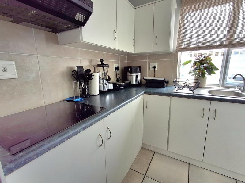 3 Bedroom Property for Sale in Golden Mile Western Cape